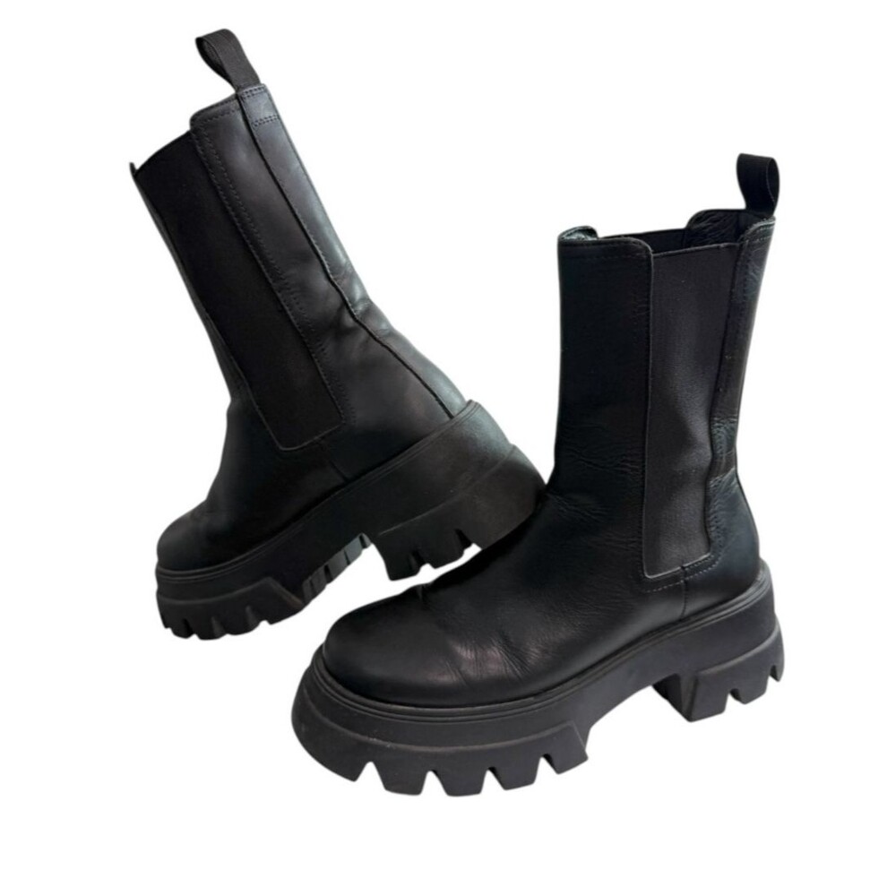 Thursday Boot Co. Reign Black Leather Lug Sole Boots Chunky Chelsea $168 Sz 7.5